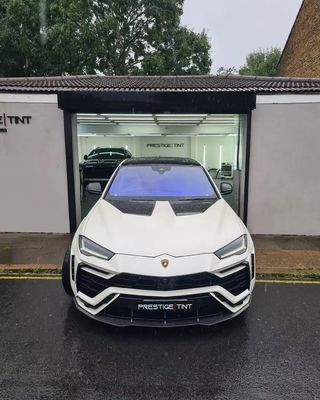 Lamborghini Urus Cuerpo de fibra de carbono Kit URUS 1016 estilo de fibra de carbono Difusor del labio delantero spoiler capó arco de la rueda