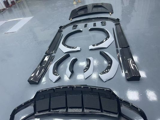 Lamborghini Urus Cuerpo de fibra de carbono Kit URUS 1016 estilo de fibra de carbono Difusor del labio delantero spoiler capó arco de la rueda