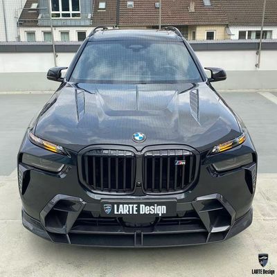 BMW X7 Cuadro de cuerpo de fibra de carbono estilo X7 LD difusor de labio delantero de fibra de carbono Arco de la rueda del capó del spoiler
