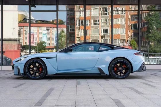Aston Martin DB11 Fibra de carbono del cuerpo Kit DB11 estilo mansory delantero y trasero del parachoques falda lateral del guardabarros del capó del spoiler