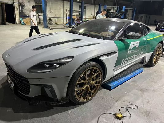 Aston Martin DB11 Fibra de carbono del cuerpo Kit DB11 estilo mansory delantero y trasero del parachoques falda lateral del guardabarros del capó del spoiler