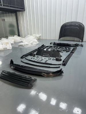 Land Rover Range Rover Kit de cuerpo de fibra de carbono Range Rover Moderado estilo Mansory difusor del labio delantero Spoiler capó rueda de arco falda lateral