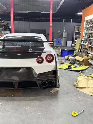 Nissan GTR Cuerpo de fibra de carbono Kit GTR r35 Actualizado 2024nismo estilo delantero y trasero parachoques parachoques parachute parachute