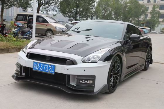 Nissan GTR Cuerpo de fibra de carbono Kit GTR r35 Actualizado 2024nismo estilo delantero y trasero parachoques parachoques parachute parachute