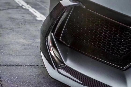 Para el Lamborghini LP700 Kit de cuerpo de fibra de carbono LP700 Upgrade VORs estilo de fibra de carbono delantera del difundidor de labios