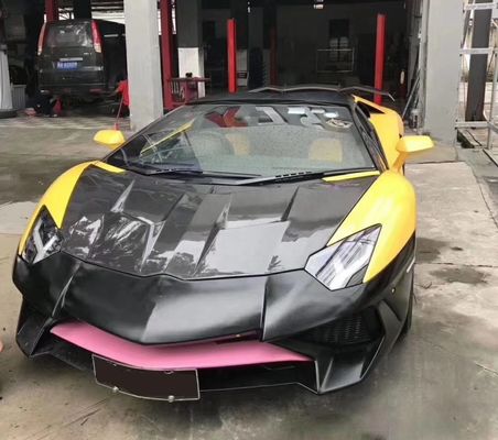 Capa de fibra de carbono de alta calidad Aventador Capa de la máquina de fibra de carbono LP700 Capa de la escotilla del motor LP720