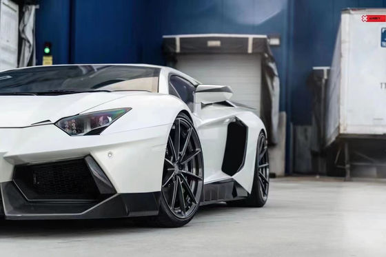 Para el Lamborghini LP700 LP750 Kit de cuerpo de fibra de carbono LP700 750 Noví mejorado Kit de cuerpo delantero de pala lateral
