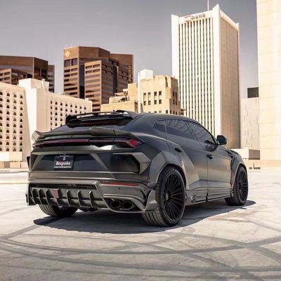Repuestos para automóviles para Lamborghini Urus Kit de carrocería URUS Actualizaciones Kit de carrocería de parachoques delantero y trasero de estilo Keyvany