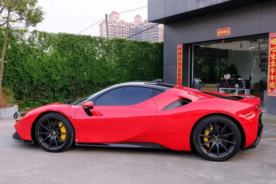 Para Ferrari SF90 Kit de cuerpo de fibra de carbono seca SF90 estilo OEM Fibra de carbono delantera de labio difusor spoiler faldana lateral