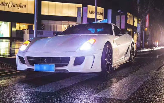 Para Ferrari 599 Kit de carrocería 599 Modernizado VORS Estilo Frente y trasero Parche lateral Falda Spoiler Carbono Fibra Kit de carrocería