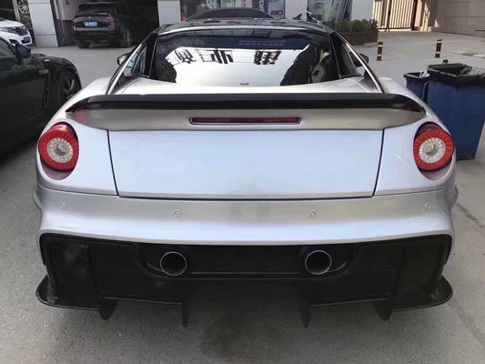 Para Ferrari 599 Kit de carrocería 599 Modernizado VORS Estilo Frente y trasero Parche lateral Falda Spoiler Carbono Fibra Kit de carrocería