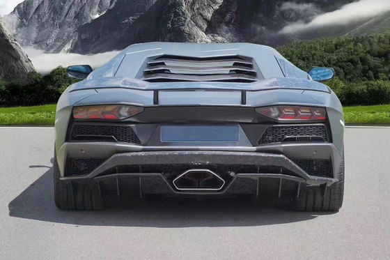 Kit de carrocería de fibra de carbono para Lamborghini LP740S LP740S Actualización Actualización de estilo MSY Kit de carrocería de difusores de spoiler