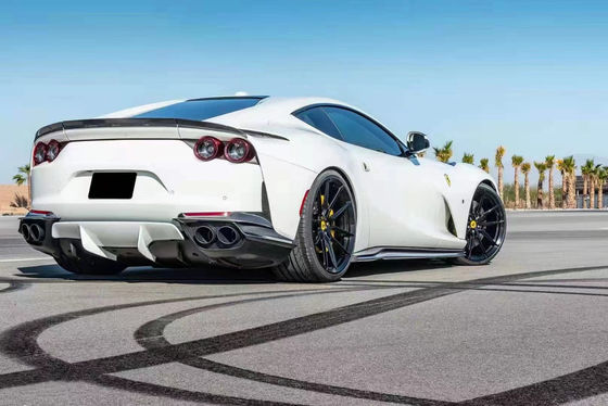 Fibra de carbono seca para el Ferrari 812 Kit de cuerpo de fibra de carbono 812 estilo Nivic mejorado Frente de labio difusor spoiler Hood