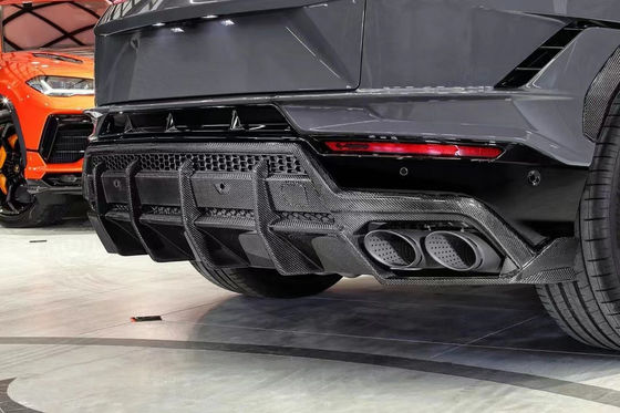 2023-2024 Lamborghini Body Kit URUS Top Style Kit de spoilers para el difusor de labios delantero