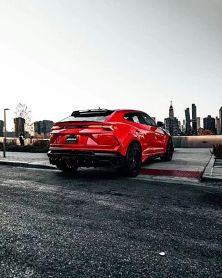 Nuevo Lamborghini URUS carrocería estilo MSY delantero y trasero parachoques Autopartes