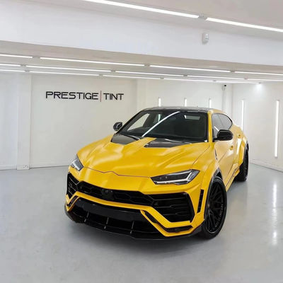 1016 estilo Lamborghini Body Kit Urus Fibra de carbono delantero de labio difusor Spoiler Hood Blanco