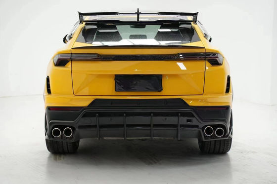 Kit de cuerpo de URUS Lamborghini 2018-2019 Fibra de carbono Difusor de labio frontal Kit de cuerpo ancho Urus