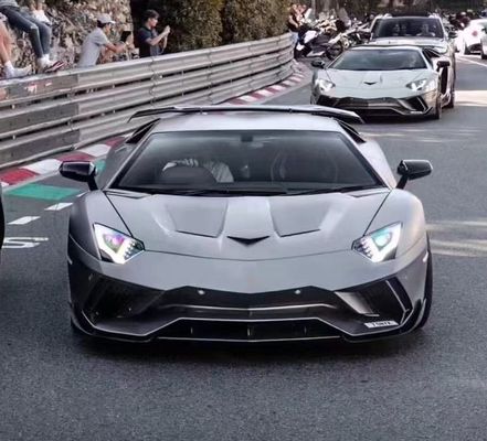 LP700 LP720 Kit de carrocería de Lamborghini Admisión de aire Fibra de carbono Cubierta del motor