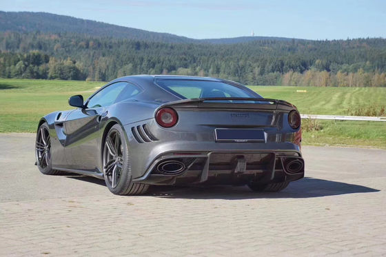 Para el Ferrari F12 Kit de carrocería de fibra de carbono seca F12 Modernizado estilo MSY Frente y trasero del parachoques, capó del spoiler