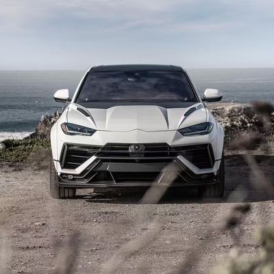 RT Kit de carrocería de carbono para URUS SUV Lamborghini Kit de cuerpo ancho de la rueda del difusor del labio delantero