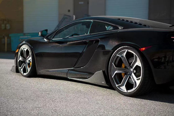 Kit de cuerpo de fibra de carbono de alta calidad de fibra de carbono para McLaren MP4-12C Mp4-12c Fibra de carbono delantera pala trasera Difusor falda lateral