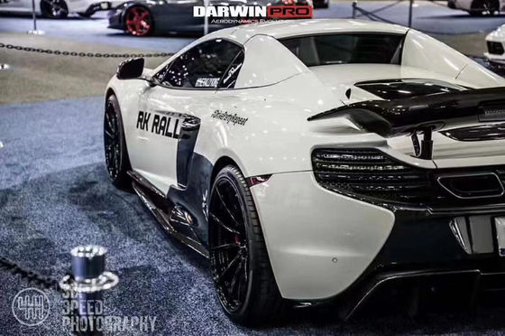 Vende como pasteles calientes para McLaren MP4-12C 625C 650S Kit de cuerpo de fibra de carbono mejorado 675LT estilo falda lateral difusor trasero