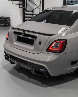 Ghost Rolls Royce Body Kit UB Estilo Falda lateral delantera y trasera parachoques 2020