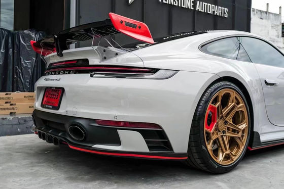 Para el Porsche 911 992 Kit de cuerpo de fibra de carbono 911 992 Modernizado estilo TechArt Frente de pala difusor spoiler lateral Falda de cuerpo Kit