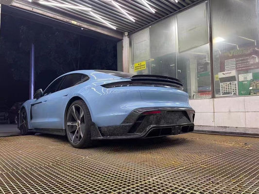 Repuestos de automóviles para Porsche Taycan Kit de carrocería de fibra de carbono Taycan Actualizaciones de estilo MSY Kit de carrocería de spoiler de difusor de pala frontal