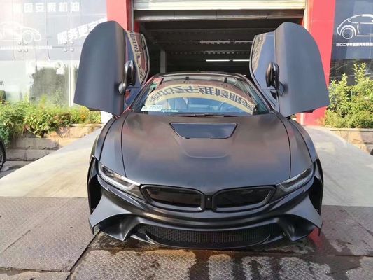 Para el BMW I8 Kit de carrocería de fibra de carbono I8 Upgrade estilo de energía delanteros y traseros del parachoques spoiler widebody Kit