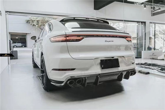 Para el Porsche Cayenne Coupé Kit de cuerpo de fibra de carbono Cayenne Coupé Kit de cuerpo de difusor de labios delanteros de fibra de carbono al estilo FD