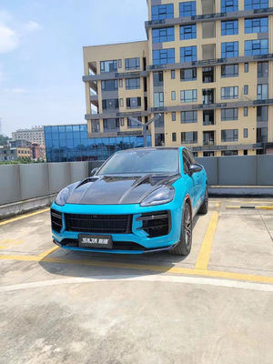 2019 Black Porsche Cayenne Body Kit TH Style Capó del motor cubierta de fibra de carbono seca