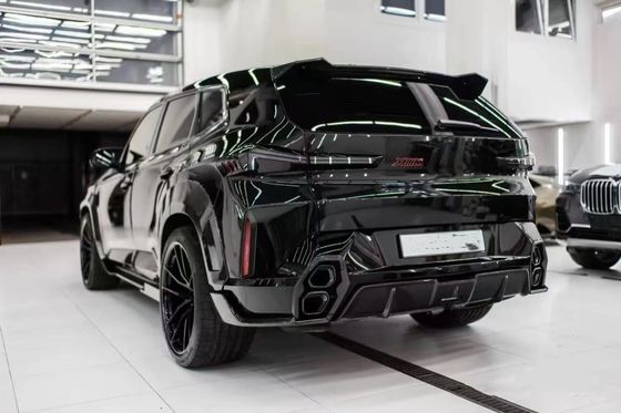 Para BMW XM Kit de cuerpo ancho de fibra de carbono XM Upgrades estilo RNG Fibra de carbono delantera del labio difusor de la rueda arco spoiler del capó cuerpo ancho