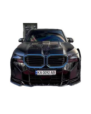 XM Bmw Kit de cuerpo ancho Fibra de carbono Spoiler de la boca delantera Negro Bmw Falda lateral Arco de la rueda