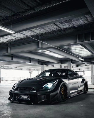 2022 Nuevos productos calientes GTR R35 Kit de carrocería de carrocería para Nissan GTR R35 delantero y trasero