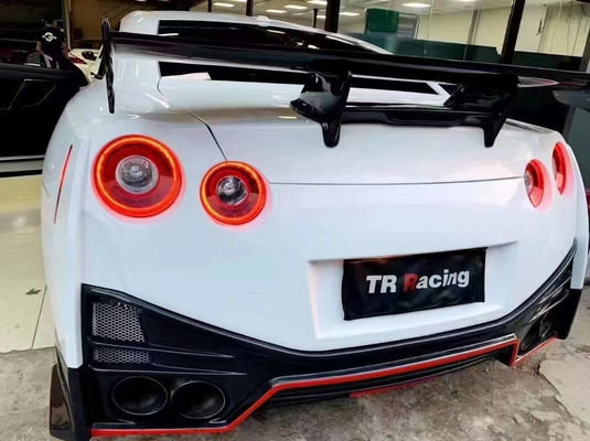 200MM Nissan Gtr Kit de carrocería 2008 - 2020 Nissan delantero parachoques parachoques cubierta de la máquina
