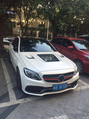 Capa de fibra de carbono para el Benz C63 Coupé Material de fibra de carbono C63 Capó de fibra de carbono Capó del motor