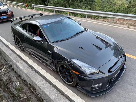 Kit de cuerpo de fibra de carbono GTR GTR R35 Hood de fibra de carbono LB estilo
