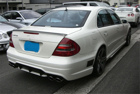 Para el kit de carrocería de Mercedes W211 FPR Material W211 E260 E350 Kit de carrocería de estilo WALD