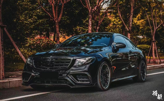 Parte de automóvil para Mercedes Clase E W238 E300 E63 Kit de carrocería W238 Coupé Actualizaciones de estilo de sostén Kit de carrocería de spoiler de difusor de scoop frontal