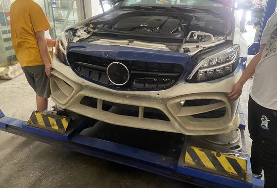 Repuestos de automóviles para Mercedes W205 C180 C260 C300 Kit de carrocería W205 C180 C260 C300 Kit de carrocería de parachoques delanteros de estilo IMP mejorado
