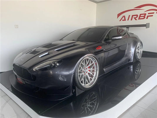 Para el Aston Martin Vantage Kit de carrocería de fibra de carbono Vantage Kit de carrocería delantero y trasero del parachoques