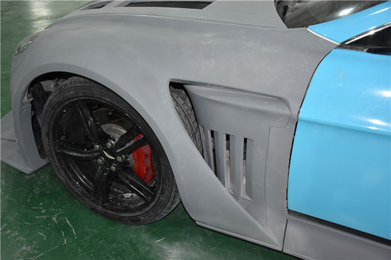 Para el Aston Martin Vantage Kit de carrocería de fibra de carbono Vantage Kit de carrocería delantero y trasero del parachoques