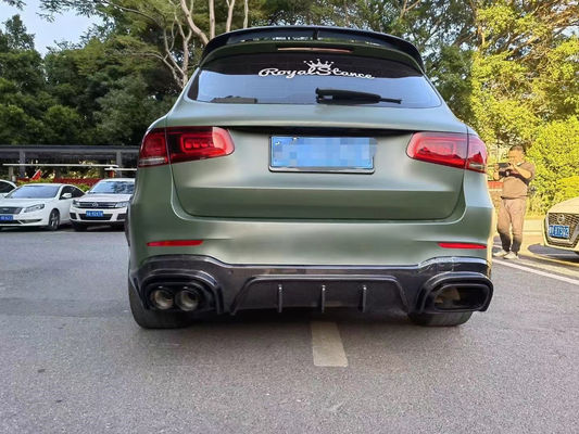Para Mercedes-Benz GLC63 Kit de cuerpo de fibra de carbono GLC63 Upgraded Bs Style Fibra de carbono delantera del difundidor de labios