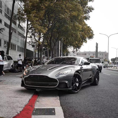 DB11 Aston Martin Kit de carrocería de color personalizado Hood de fibra de carbono Hatch del motor 2017-